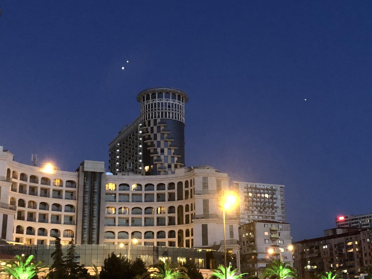 Orbi Sea Towers Batumi Apartment ภายนอก รูปภาพ